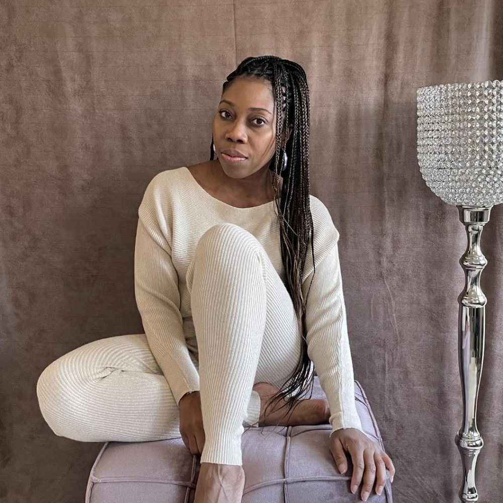 NWT - Two-Piece Knit Leggings Set Cream) - Picture 2 of 6